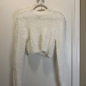Wild fable cropped sweater!